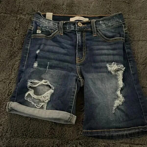 💛 KanCan Distressed Dark Washed Cuffed Shorts, Size 25